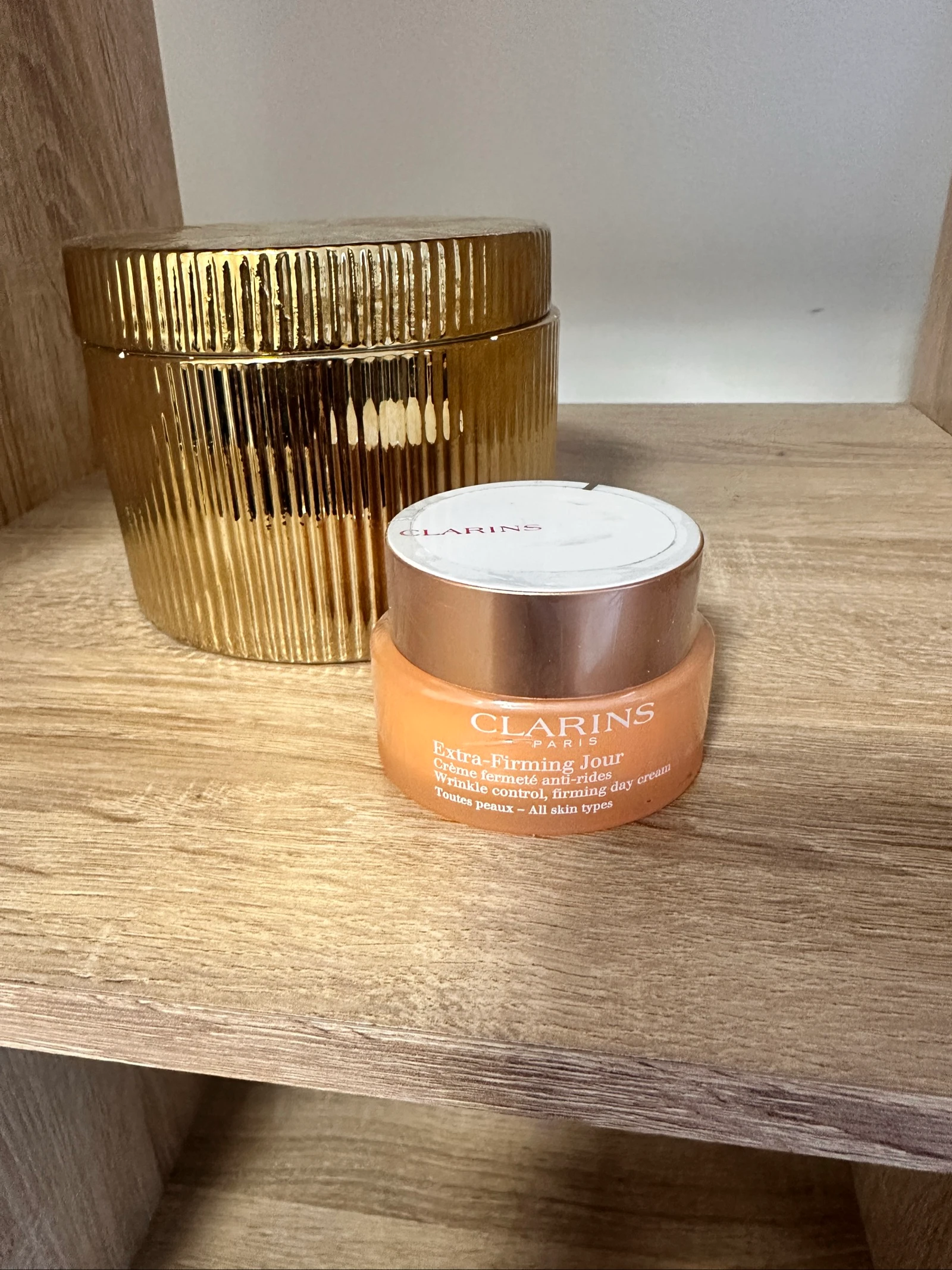 Clarins